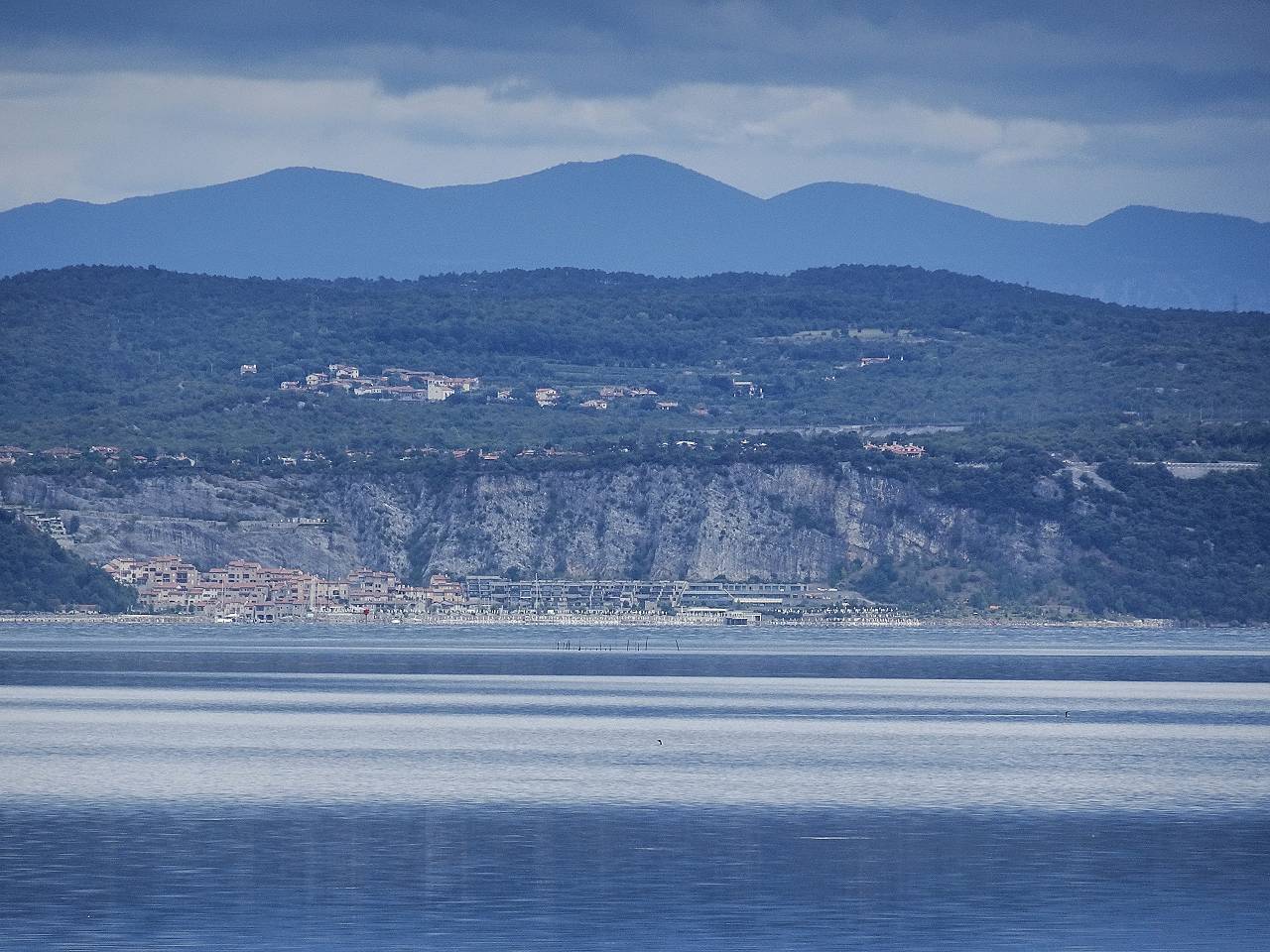 DSC00968_S_%281280_x_1024%29