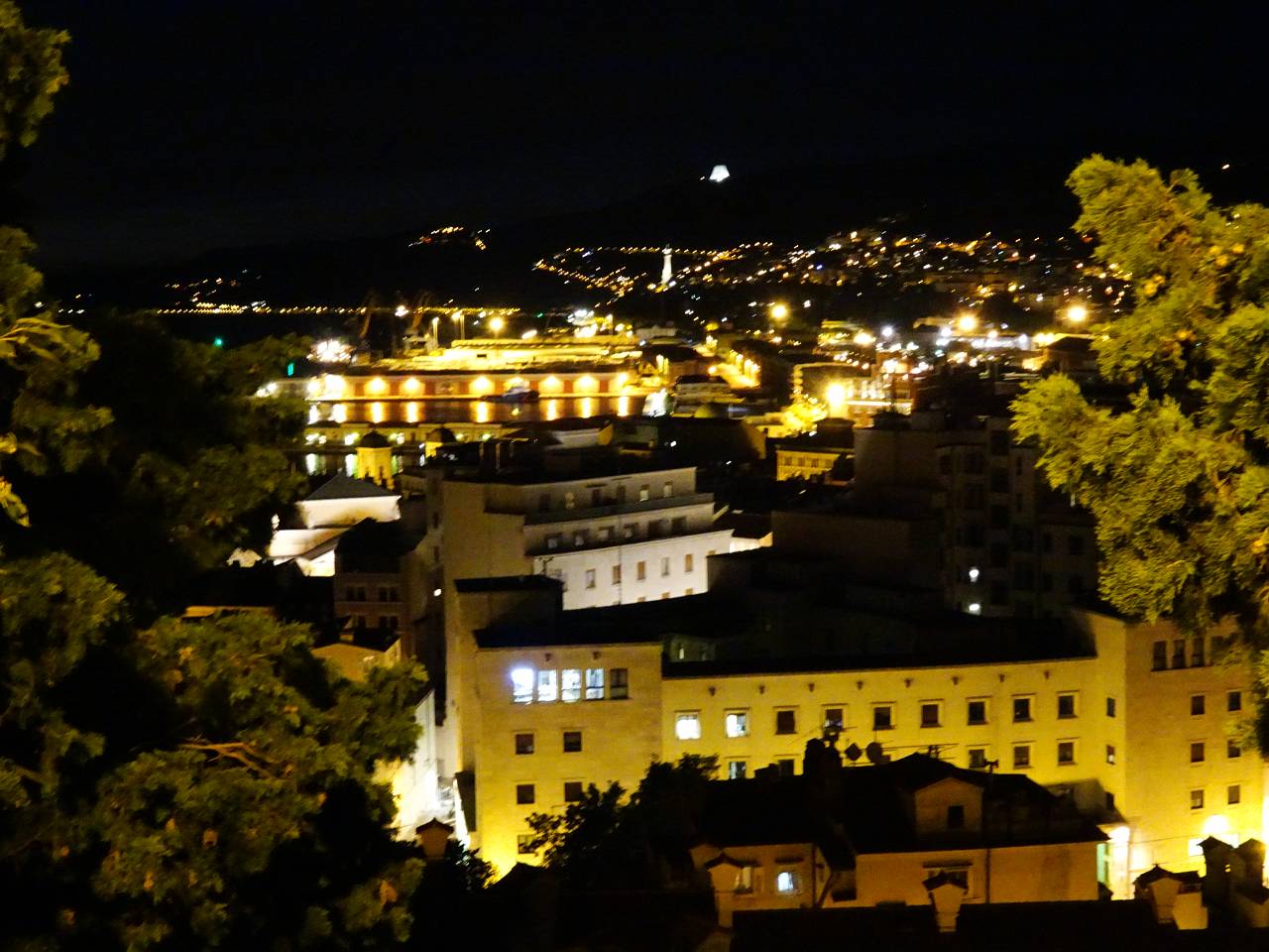 DSC01100_%281280_x_1024%29